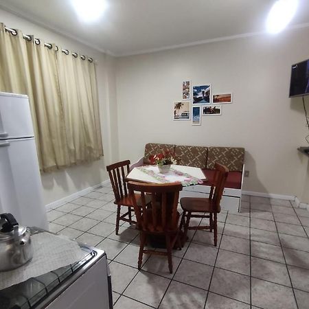 Appartement Afonso Cardoso Da Veiga à Florianópolis Extérieur photo